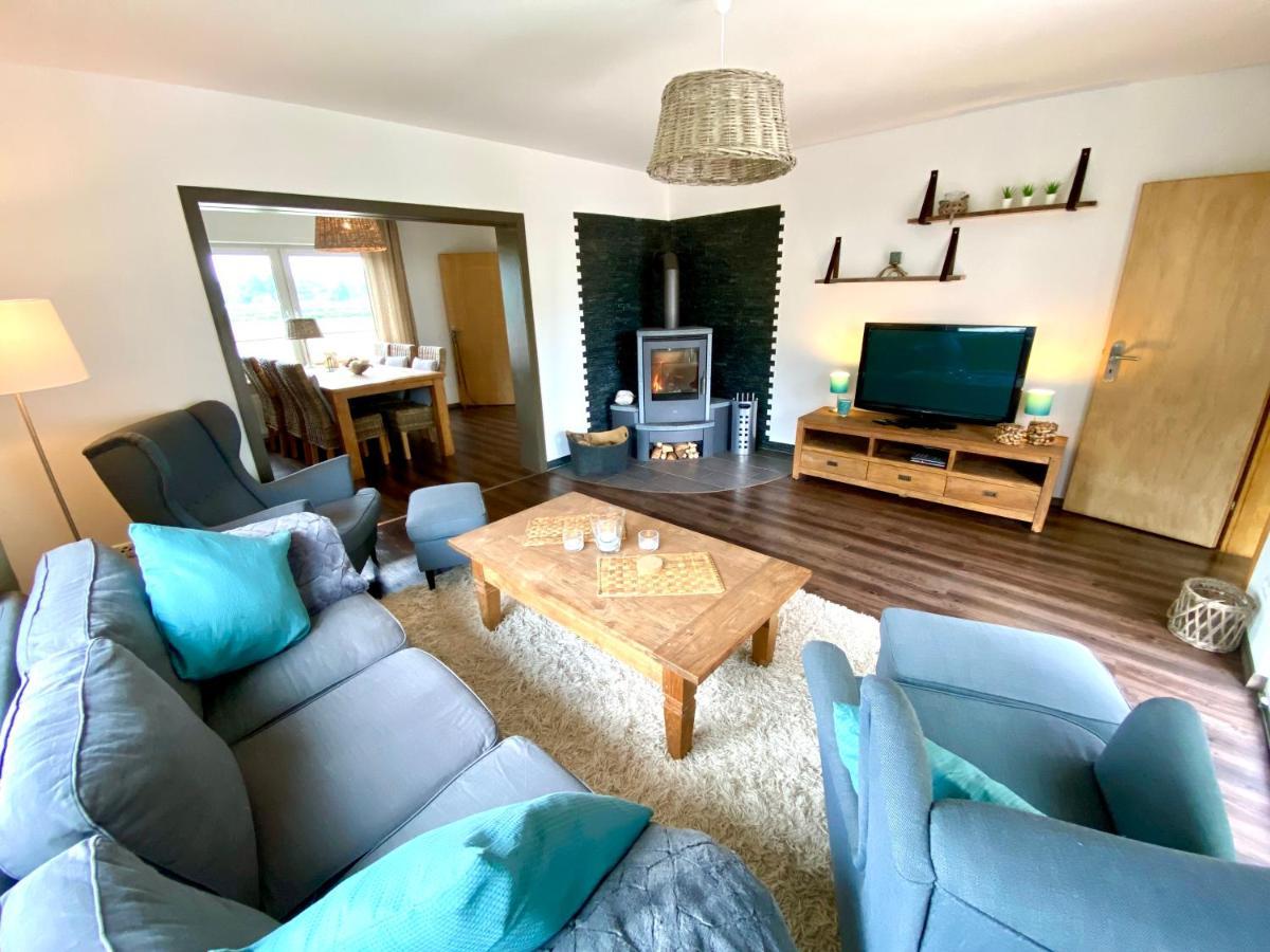 Haus Im Gruenen Villa บอร์นไฮม์ ภายนอก รูปภาพ