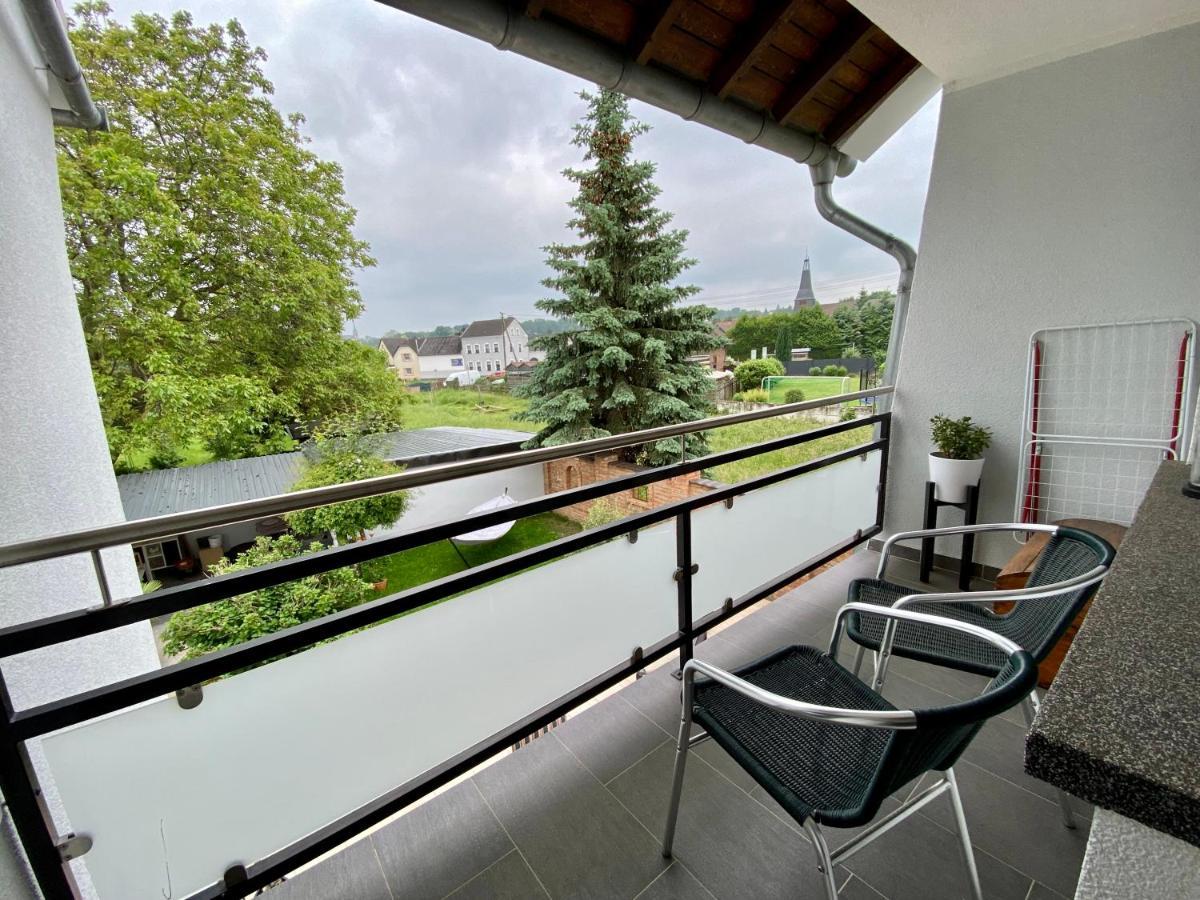 Haus Im Gruenen Villa บอร์นไฮม์ ภายนอก รูปภาพ